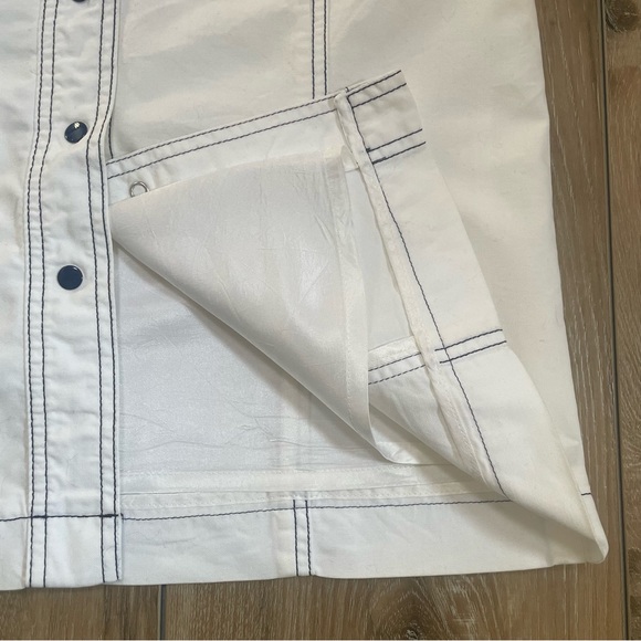 Banana Republic Snap Front Skirt - Picture 5 of 15